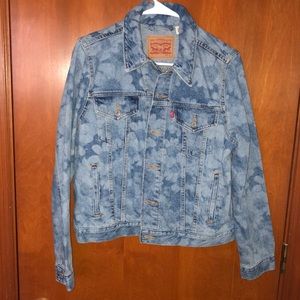 NWOT Women’s Levi’s Jacket